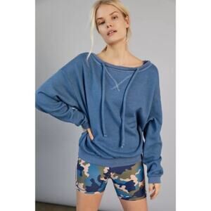 Year of Ours Blue Pullover Size XS